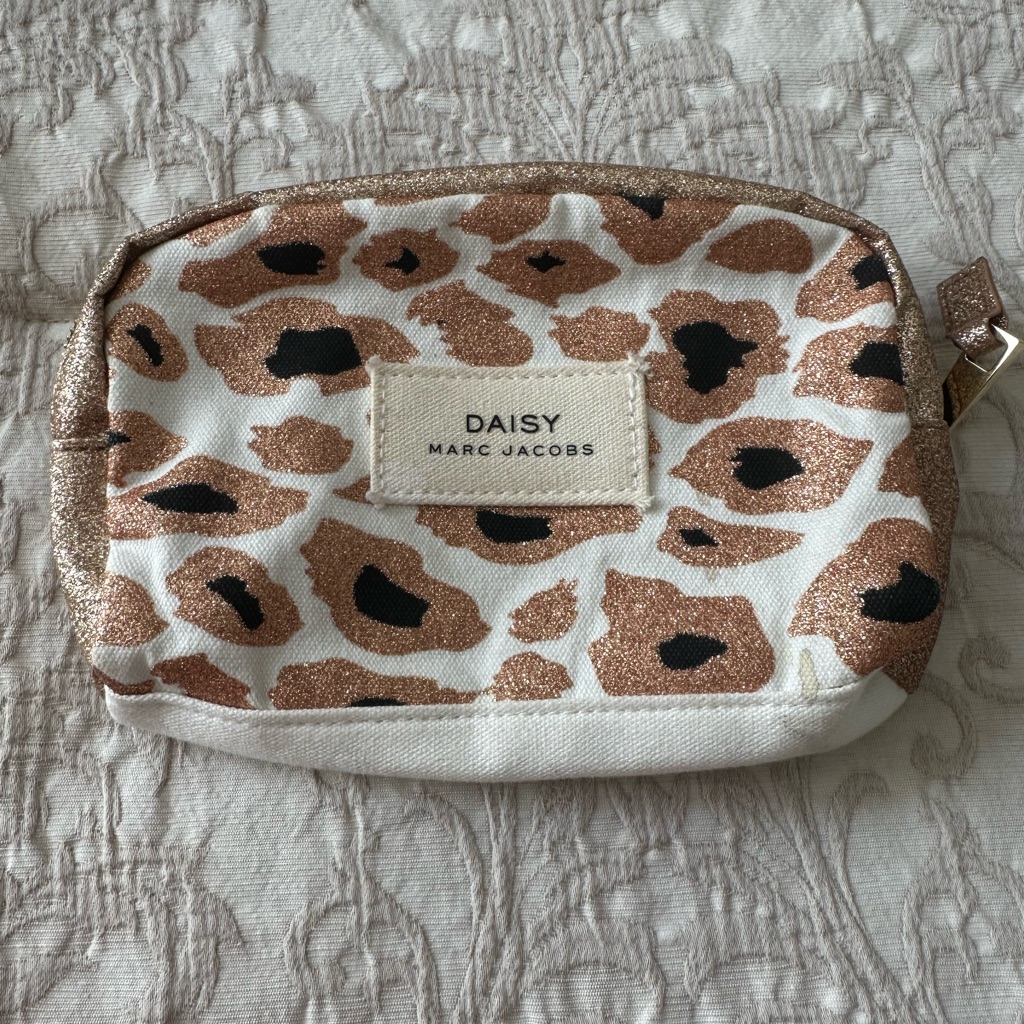 Marc Jacobs Daisy Makeup Bag